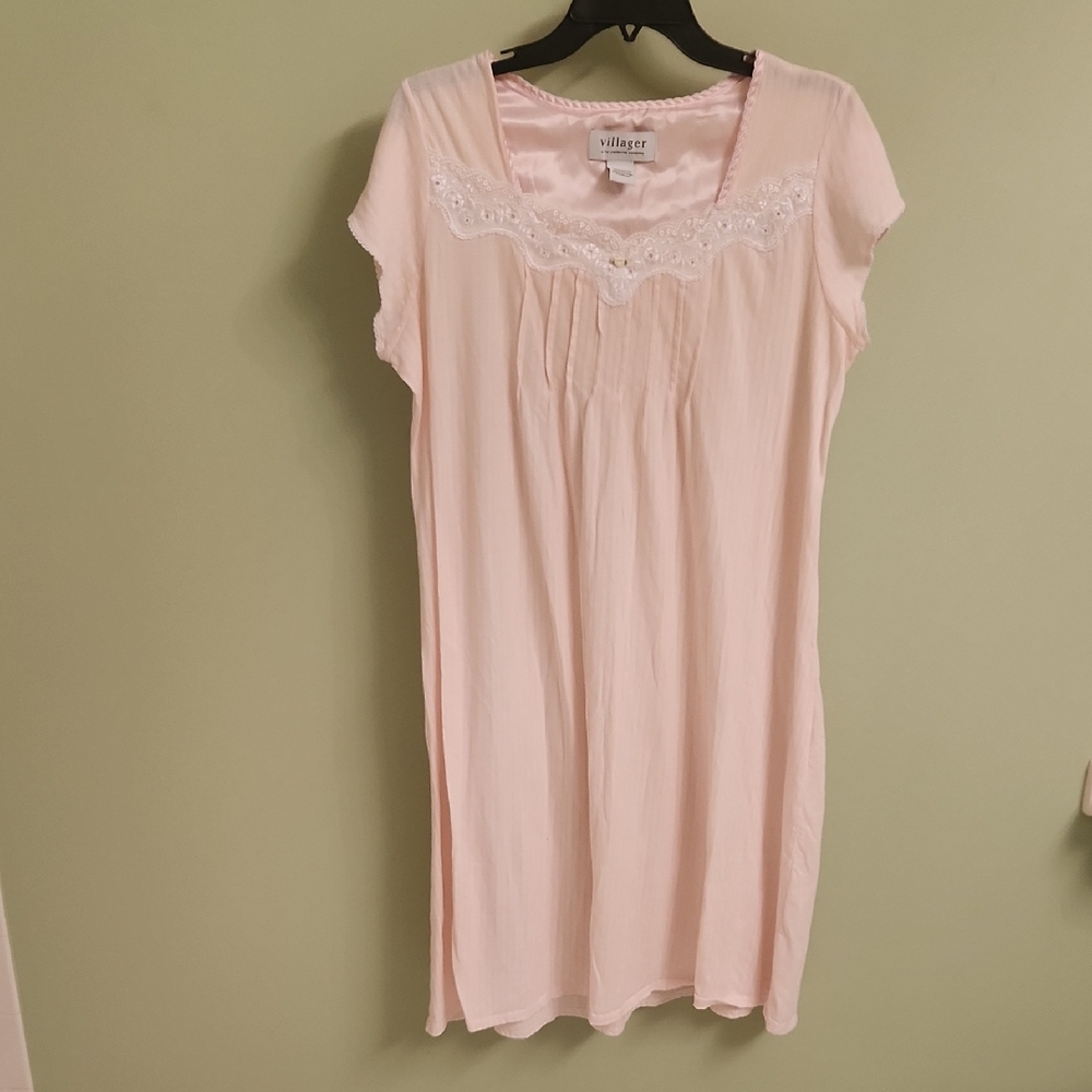 Villager Women's Soft Pink Nightgown Chemise